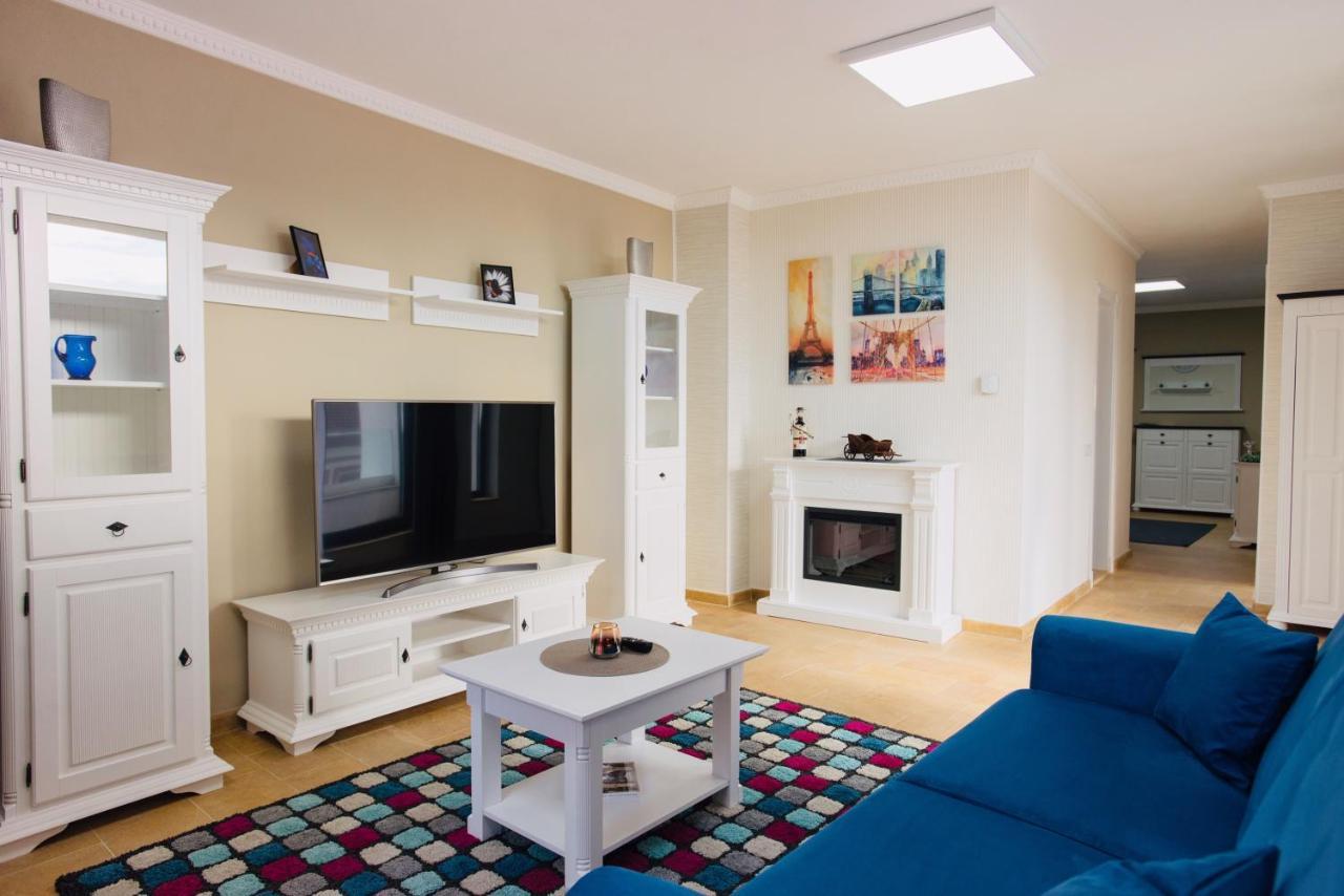 Lira Holiday Apartments Satu Mare Ngoại thất bức ảnh