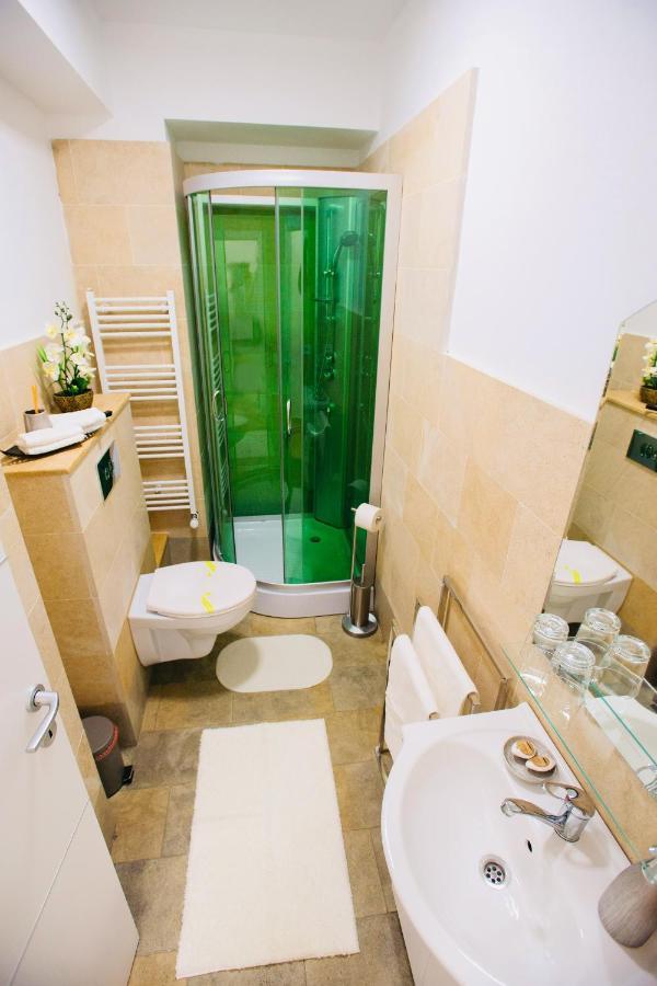 Lira Holiday Apartments Satu Mare Ngoại thất bức ảnh