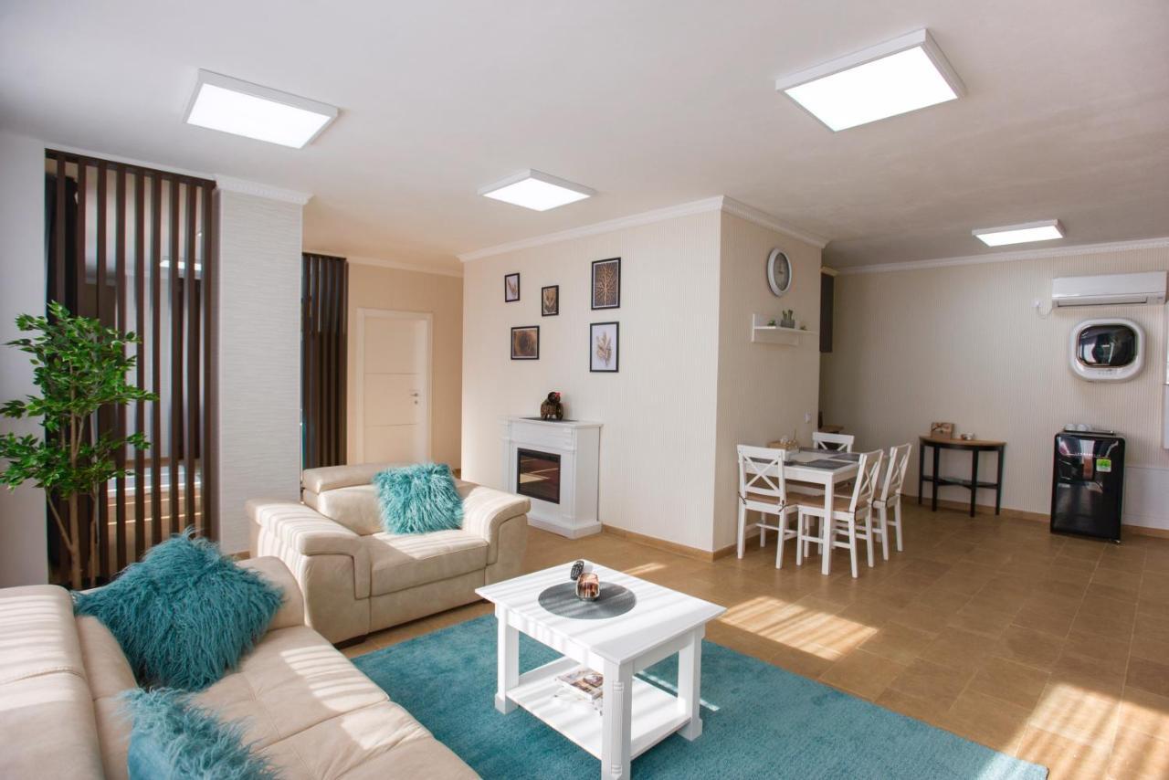 Lira Holiday Apartments Satu Mare Ngoại thất bức ảnh