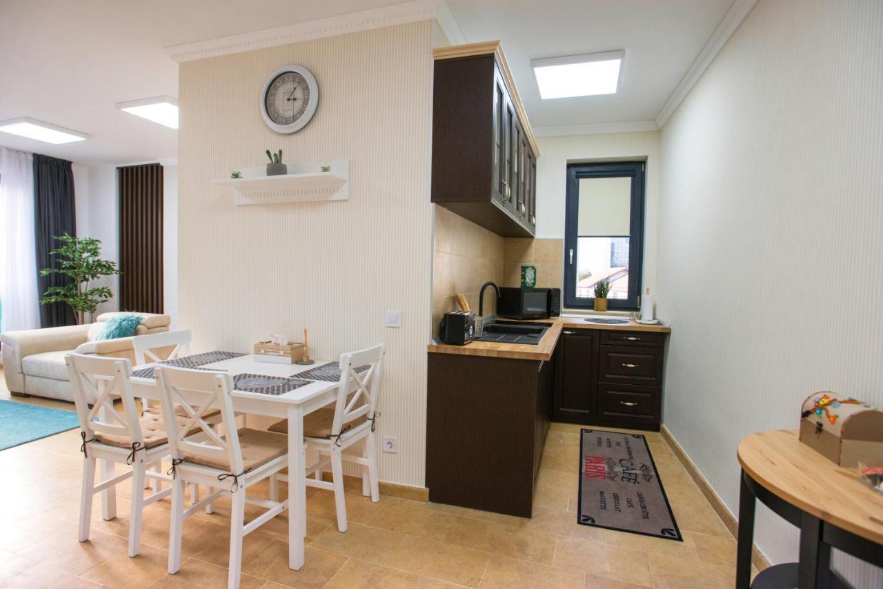 Lira Holiday Apartments Satu Mare Ngoại thất bức ảnh