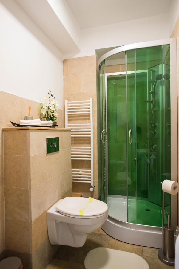 Lira Holiday Apartments Satu Mare Ngoại thất bức ảnh