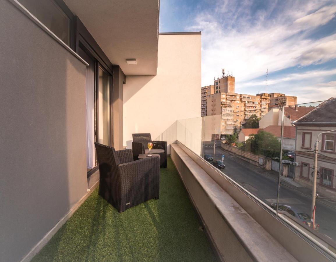 Lira Holiday Apartments Satu Mare Ngoại thất bức ảnh