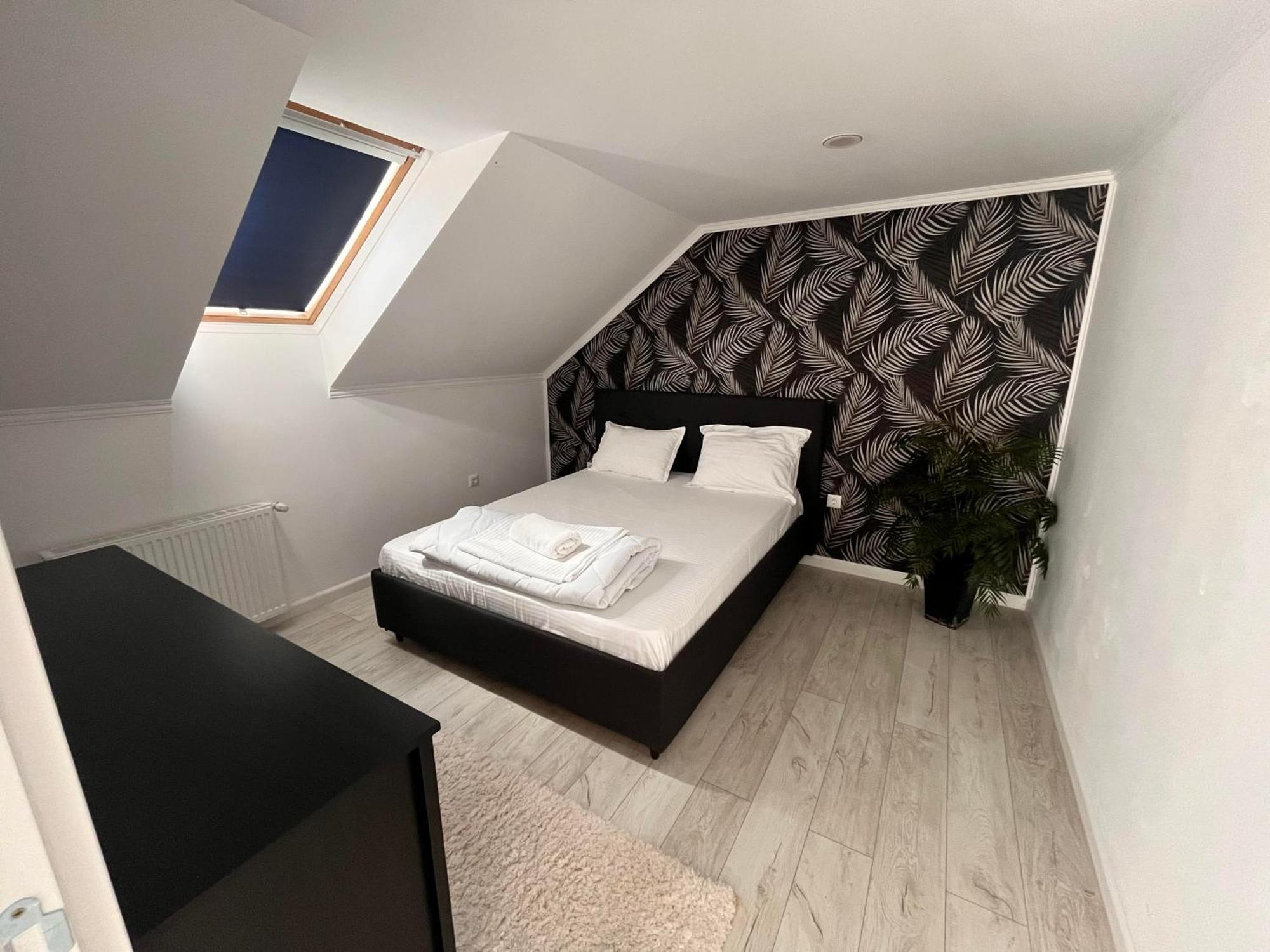 Lira Holiday Apartments Satu Mare Ngoại thất bức ảnh