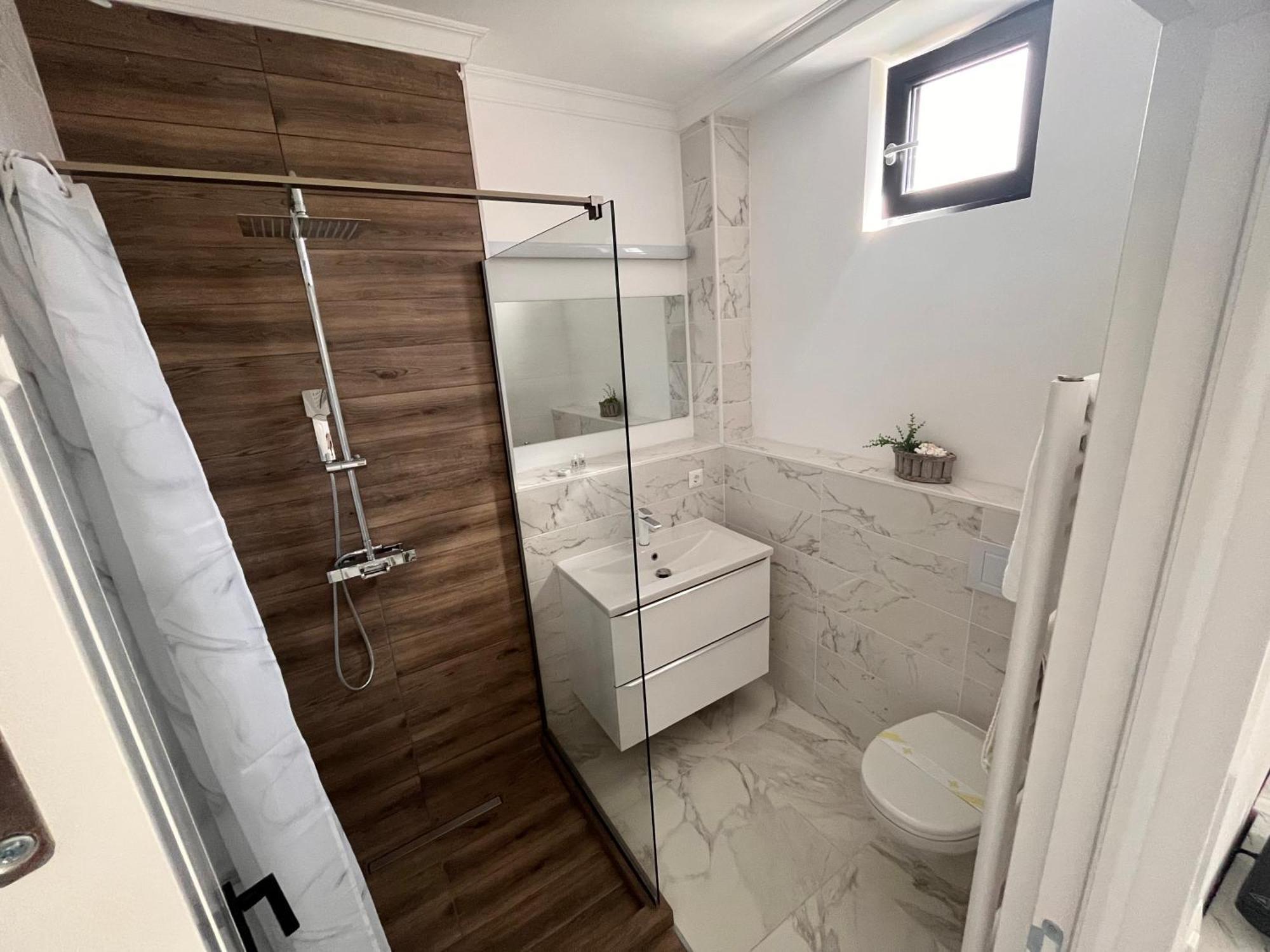 Lira Holiday Apartments Satu Mare Ngoại thất bức ảnh